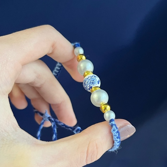 Handmade woven bracelet blue gold adjustable beaded - Picture 8 of 11